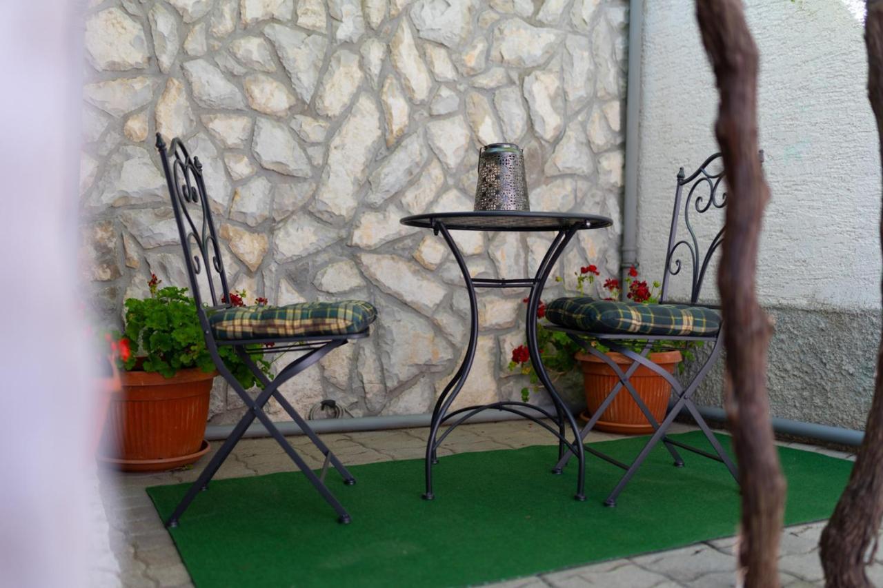 Rustical Nest Krk Old City Veglia Exterior foto